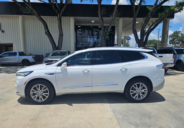 2024 Buick Enclave Essence FWD for sale in Beeville, TX