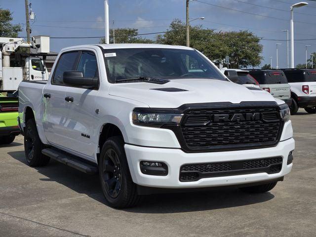 2026 RAM Ram 1500 RAM 1500 EXPRESS CREW CAB 4X4 57 BOX