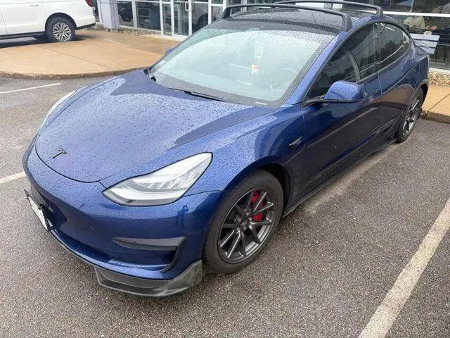 2020 Tesla Model 3 Standard Range Rear-Wheel Drive for sale in Raynham, MA