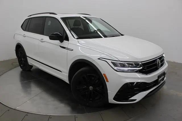 2022 Volkswagen Tiguan 2.0T SE R-Line Black for sale in Gorham, NH