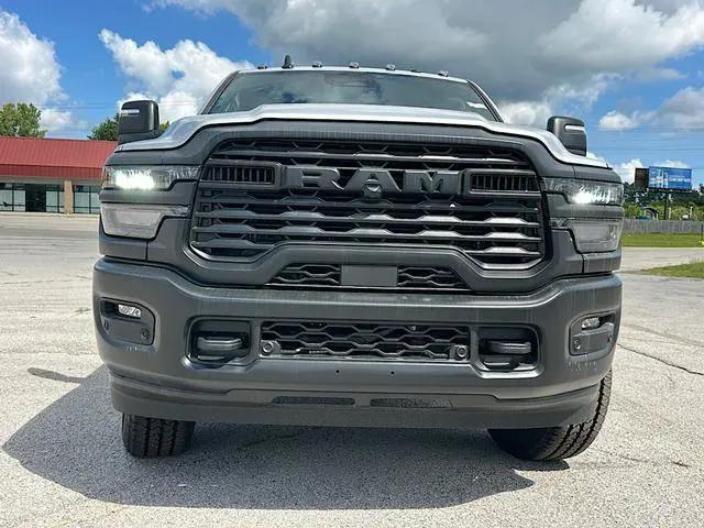 2026 Ram 2500 Tradesman Crew Cab 4x4 64 Box