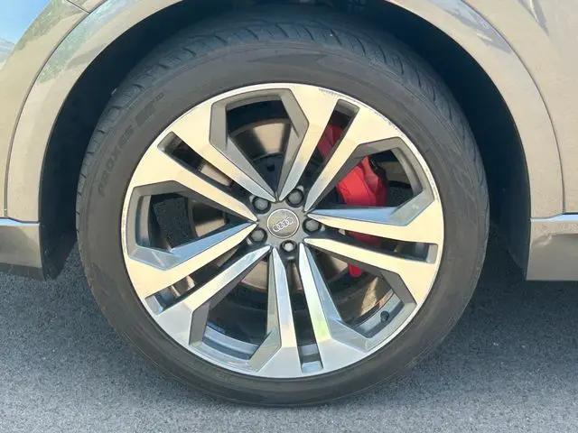 2019 Audi Q8 55 Premium