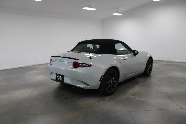 2016 Mazda MX-5 Club