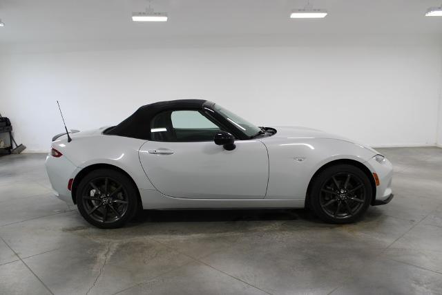 2016 Mazda MX-5 Club