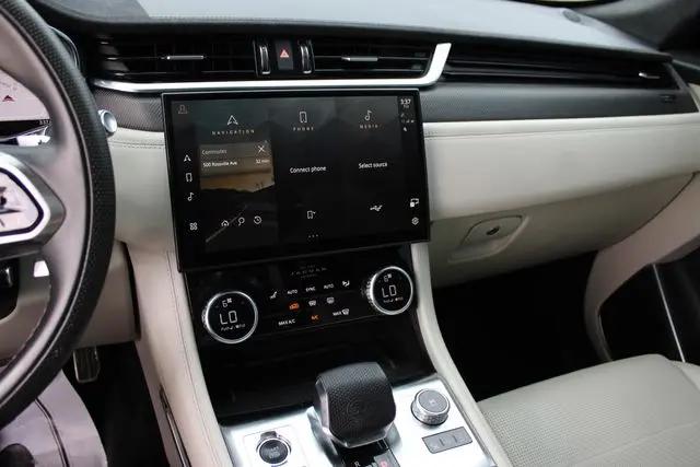 2022 Jaguar F-PACE SVR P550 AWD Automatic