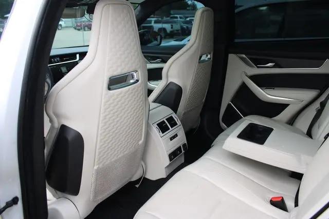 2022 Jaguar F-PACE SVR P550 AWD Automatic