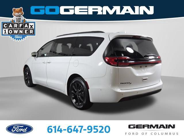 2021 Chrysler Pacifica Touring L