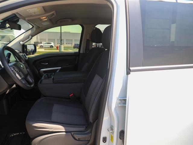 2021 Nissan Titan Crew Cab SV 4x4