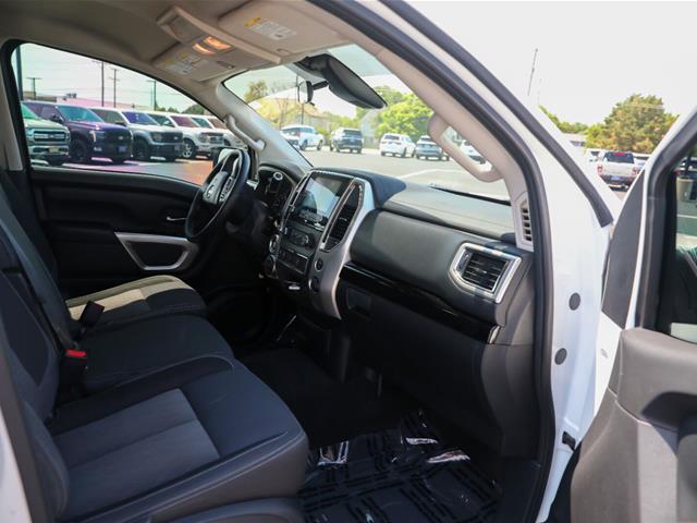 2021 Nissan Titan Crew Cab SV 4x4