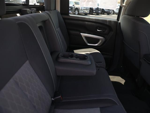 2021 Nissan Titan Crew Cab SV 4x4