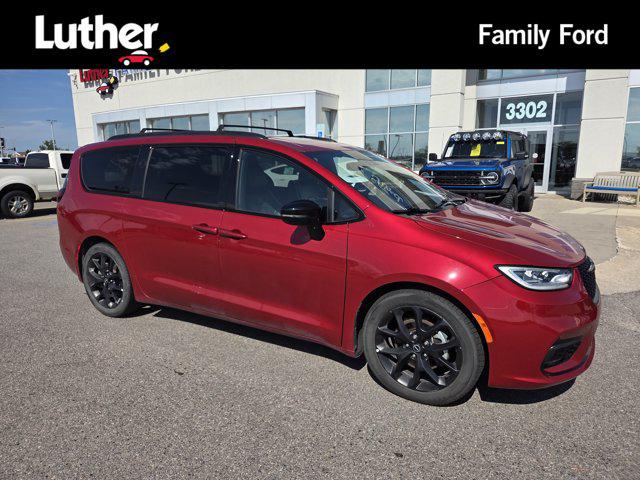 2025 Chrysler Pacifica Limited for sale in Fargo, ND