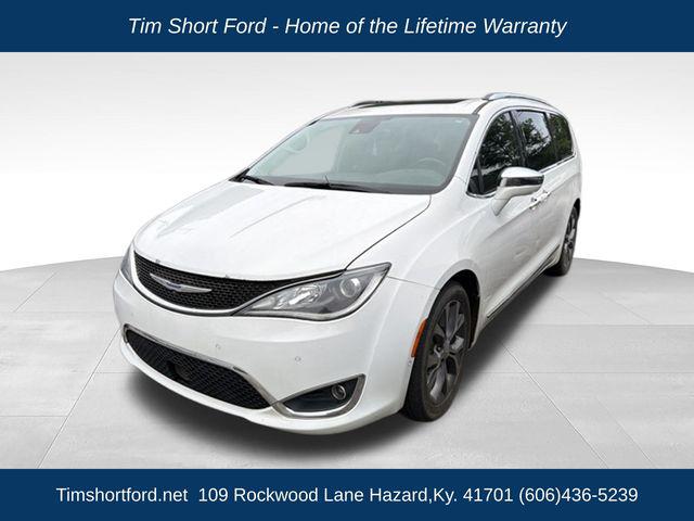2018 Chrysler Pacifica Limited for sale in Hazard, KY