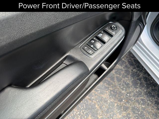 2021 Chrysler 300 Touring L AWD