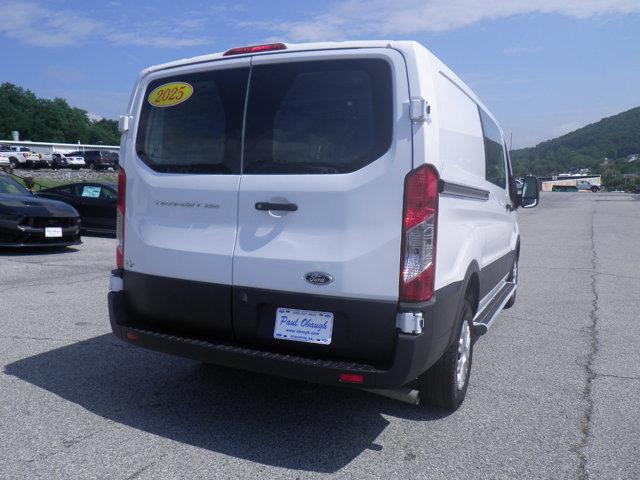 2025 Ford Transit Cargo Van Unknown