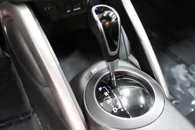 2013 Hyundai Veloster Turbo w/Black