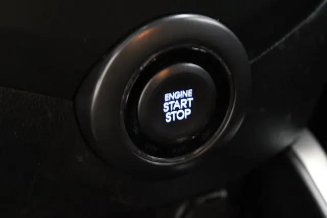 2013 Hyundai Veloster Turbo w/Black
