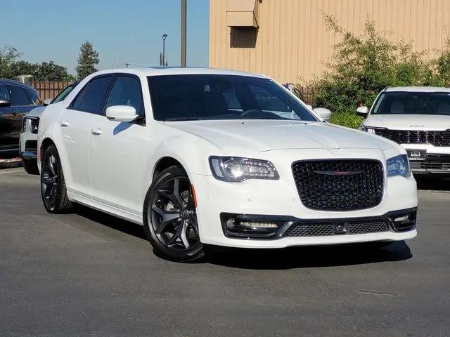 2023 Chrysler 300 300S