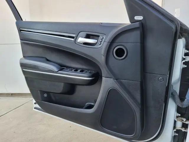2023 Chrysler 300 300S