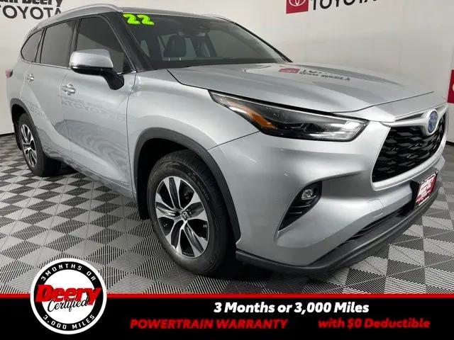 2022 Toyota Highlander Hybrid XLE for sale in Cedar Falls, IA