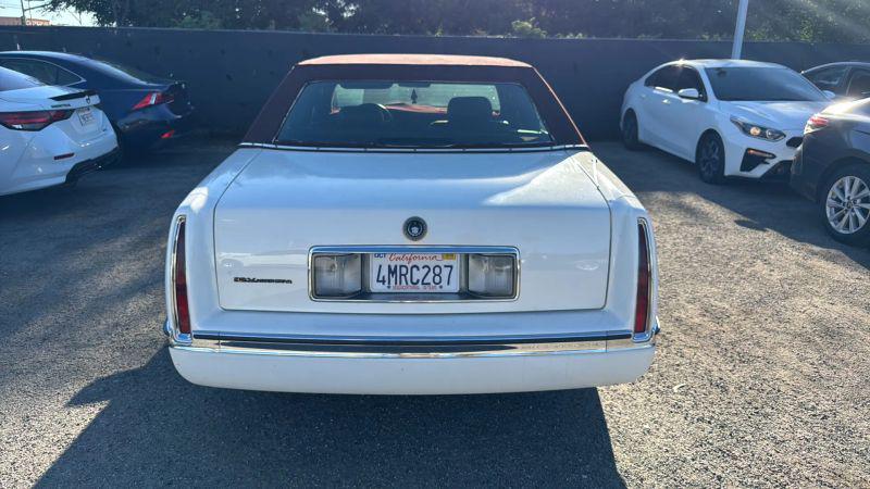 1996 Cadillac DeVille Base