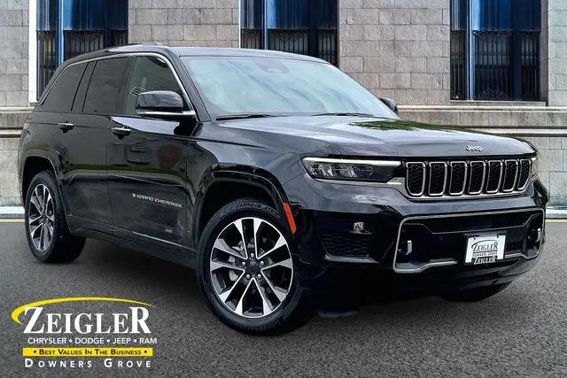 2023 Jeep Grand Cherokee Overland 4x4 for sale in Downers Grove, IL