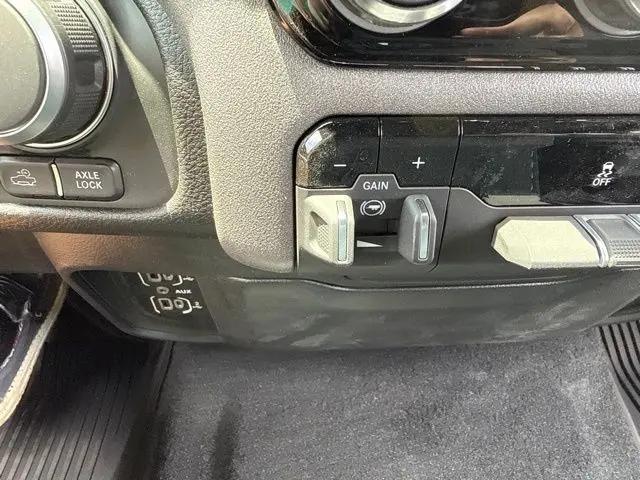 2026 Ram 1500 Warlock Crew Cab 4x4 57 Box