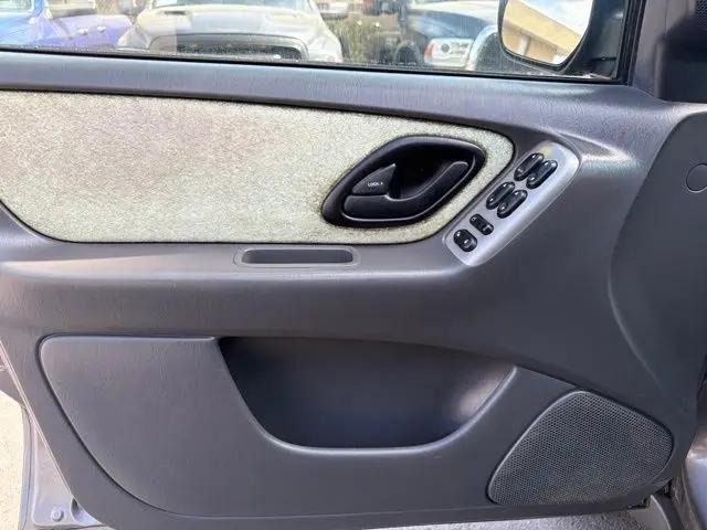 2003 Ford Escape XLT