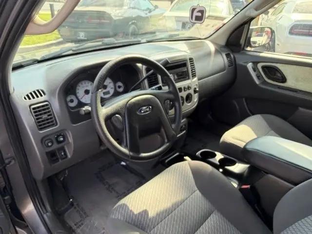 2003 Ford Escape XLT
