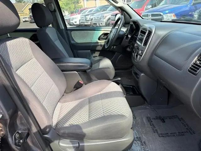2003 Ford Escape XLT