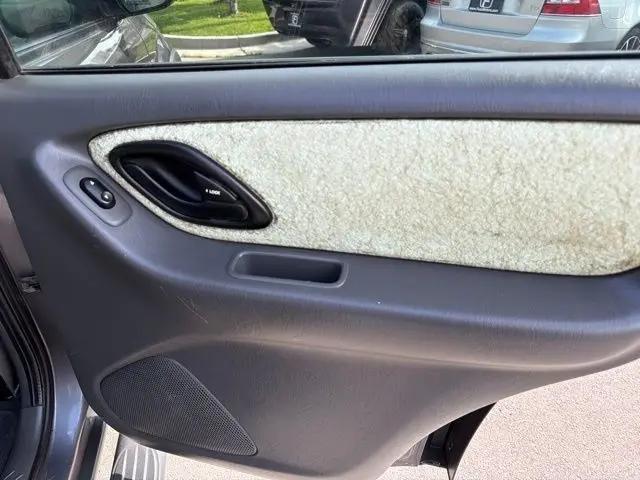 2003 Ford Escape XLT