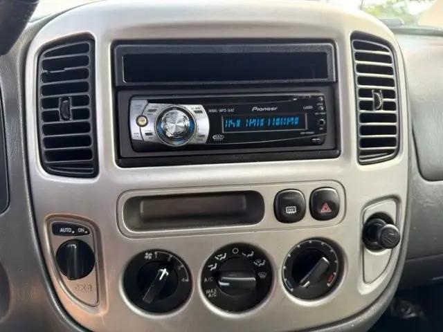2003 Ford Escape XLT
