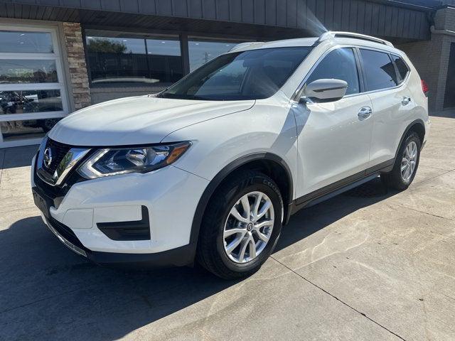 2017 Nissan Rogue SV for sale in Somerset, WI