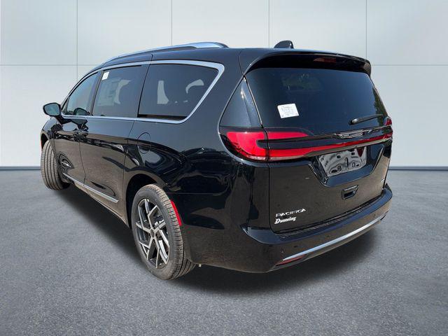 2027 Chrysler Pacifica Pinnacle