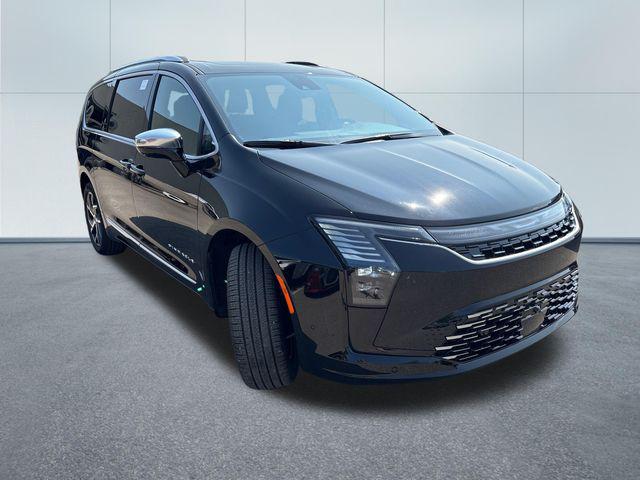 2027 Chrysler Pacifica Pinnacle