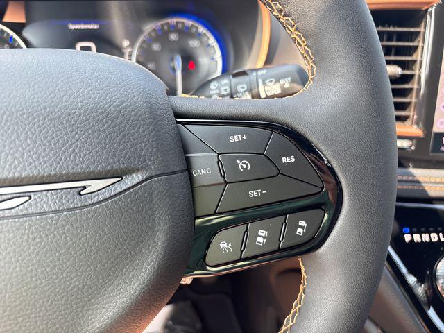 2027 Chrysler Pacifica Pinnacle