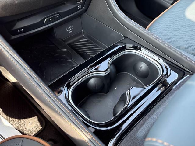2027 Chrysler Pacifica Pinnacle