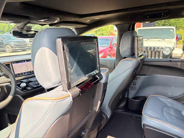2027 Chrysler Pacifica Pinnacle