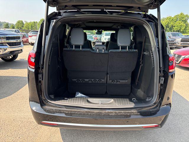2027 Chrysler Pacifica Pinnacle