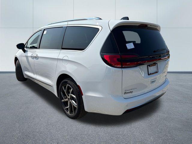 2027 Chrysler Pacifica Pinnacle