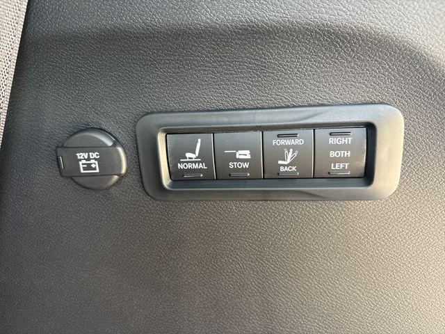 2027 Chrysler Pacifica Pinnacle