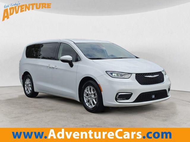 2023 Chrysler Pacifica Touring L for sale in Chattanooga, TN
