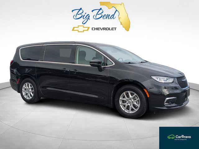 2023 Chrysler Pacifica Touring L for sale in Chiefland, FL