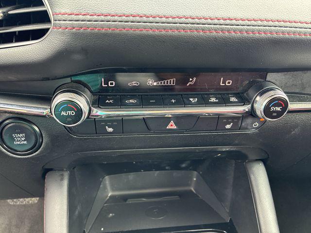 2024 Mazda Mazda3 2.5 S Carbon Edition