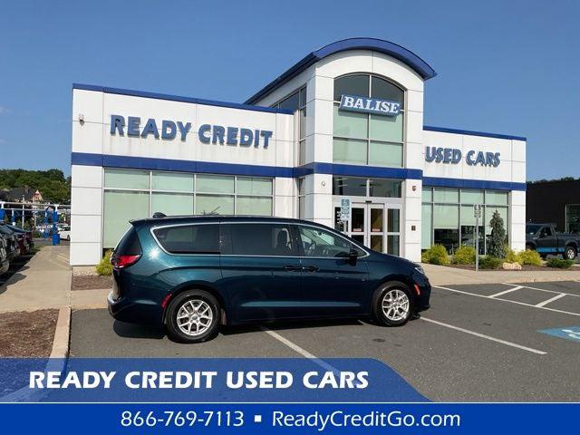 2023 Chrysler Pacifica Touring L for sale in Springfield, MA