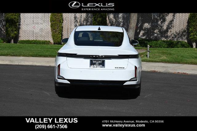 2026 Lexus ES 350 Premium