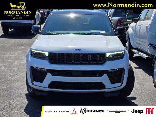2027 Jeep Grand Cherokee GRAND CHEROKEE SUMMIT 4X4 2027 Jeep Grand Cherokee GRAND CHEROKEE SUMMIT 4X4