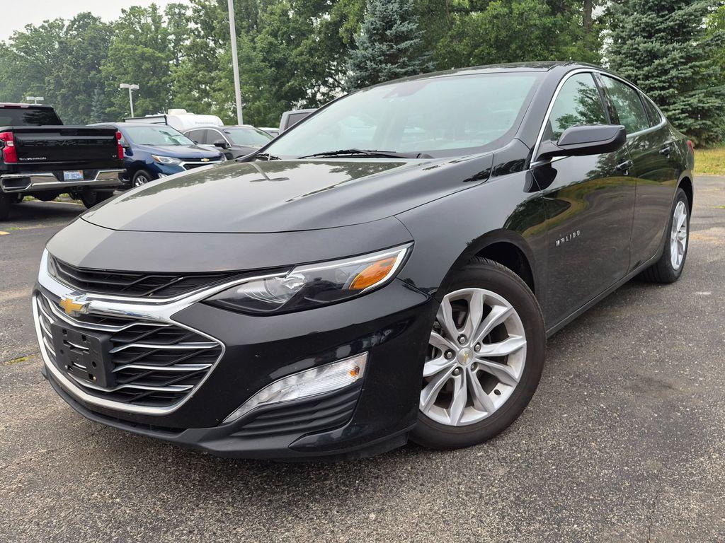 Mosaic Black Metallic 2022 Chevrolet Malibu Sedan Front-Wheel Drive Continuously Variable Transmission