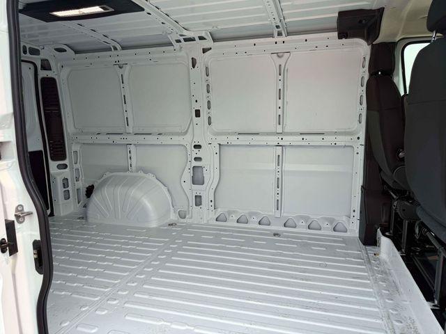 2026 Ram ProMaster Cargo Van Tradesman Low Roof 136 WB w/Pass Seat