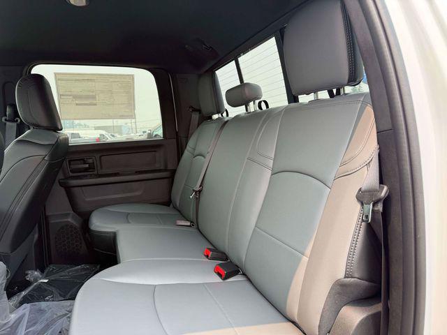 2026 Ram 3500 Tradesman Crew Cab 4x4 64 Box