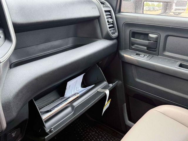 2026 Ram 3500 Tradesman Crew Cab 4x4 64 Box